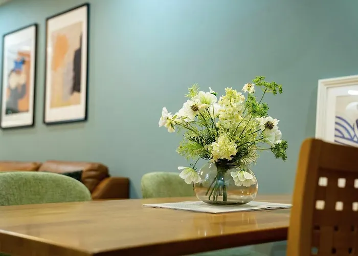 Cozy Nest Ladprao - 3br Townhome 3min Walk From Mrt 度假居